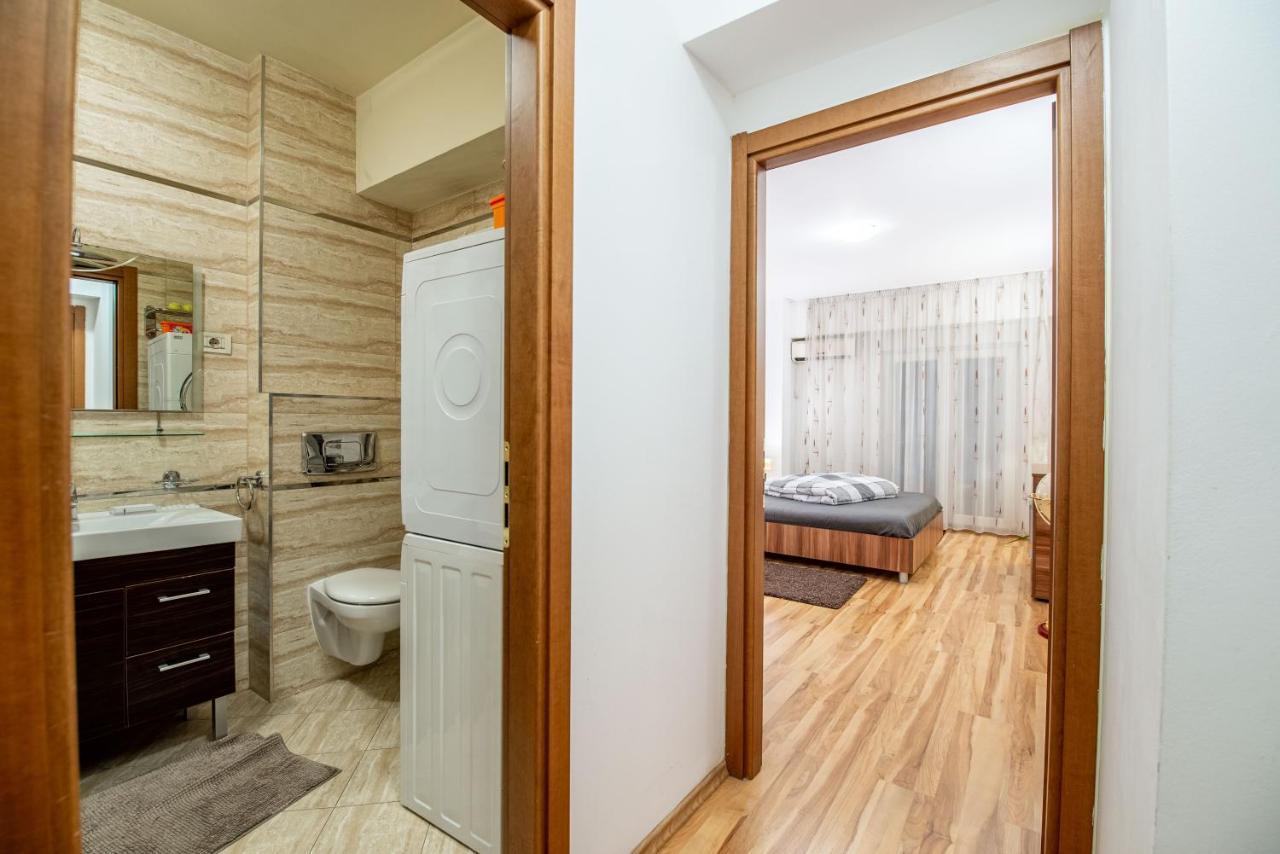 Luxury Two Room Apartment In The Heart Of Bucharest Bucureşti Ngoại thất bức ảnh